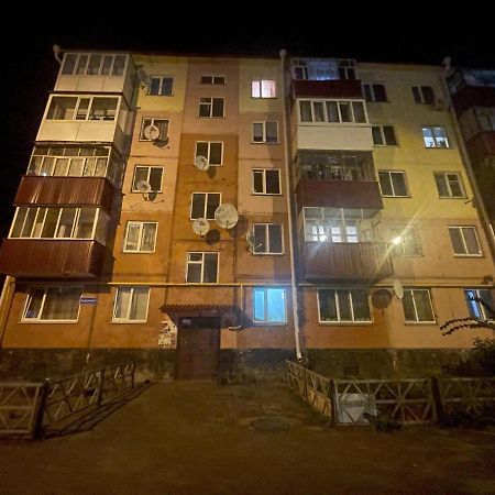 1-Комн. Квартира Целиком Интернациональная 32 С Гостиничным Сервисом Petropavlovsk Exterior photo